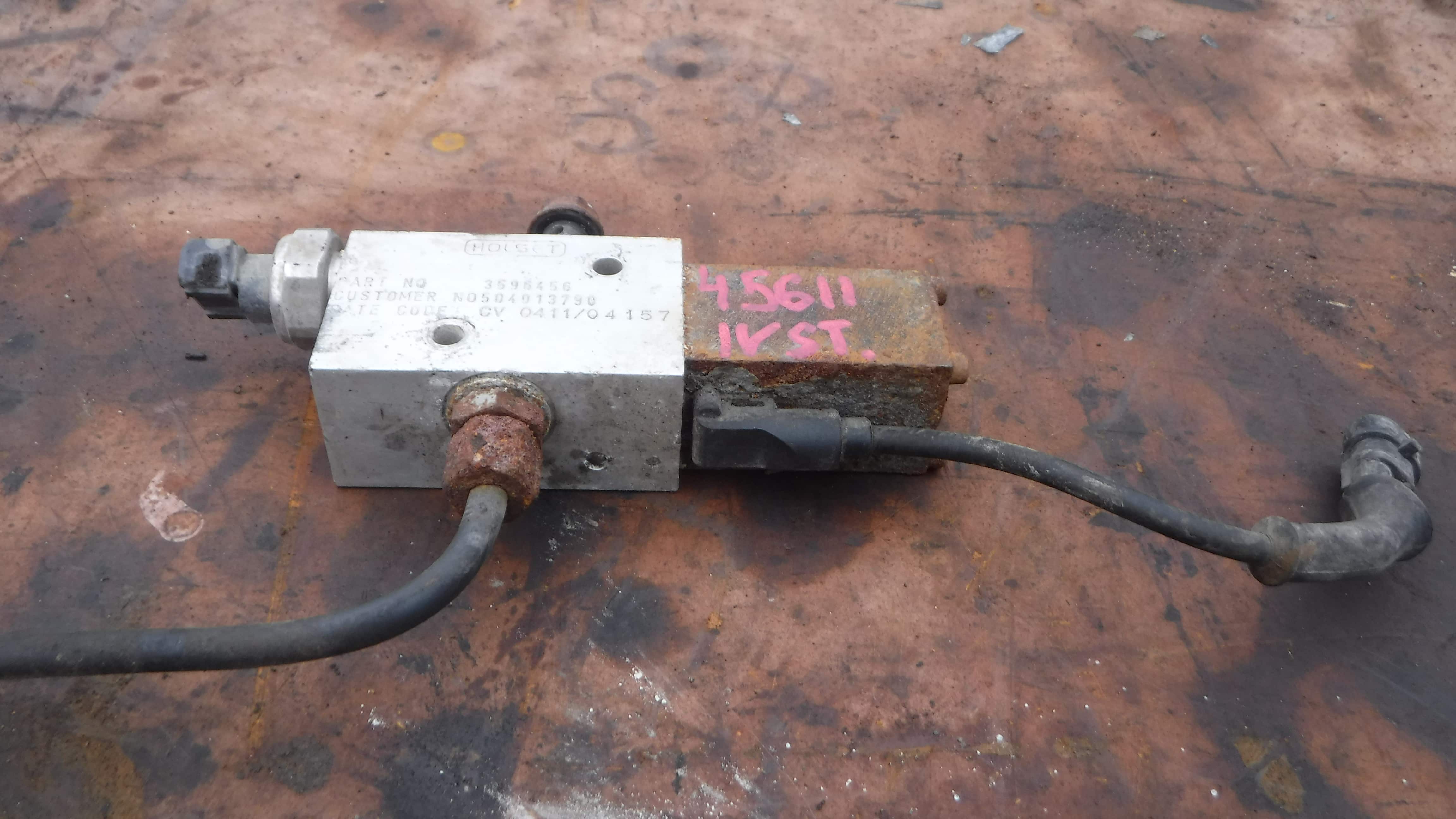 Клапан давления турбины Ивеко стрейлс Iveco strails Cursor 10 2002 504013790